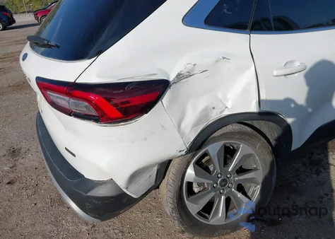 2025 Ford Escape Platinum from USA, damaged, VIN 1FMCU9JZ1SUA20896